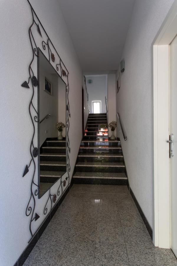 Padre Apartman *